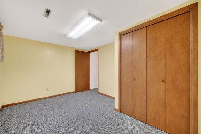 6428 Elmcrest Drive, Windsor Heights, IA 50324