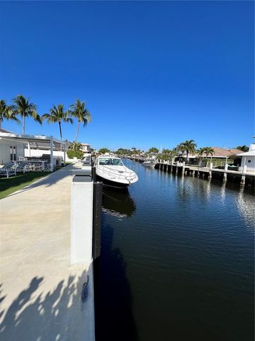 5510 Bayview Dr, Fort Lauderdale, FL 33308