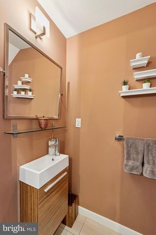 1637-37 FITZWATER ST, Philadelphia, PA 19146