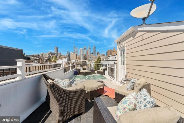 1637-37 FITZWATER ST, Philadelphia, PA 19146