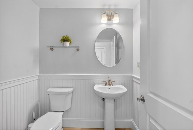 238 Catamount Road, Tewksbury, MA 01876