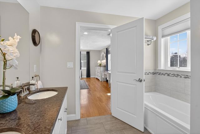 238 Catamount Road, Tewksbury, MA 01876