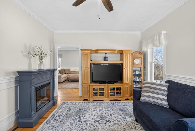 238 Catamount Road, Tewksbury, MA 01876