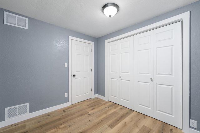 407 & 405 N Lincoln, Belle Plaine, KS 67013