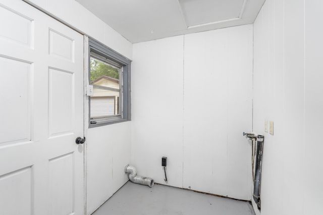 407 & 405 N Lincoln, Belle Plaine, KS 67013
