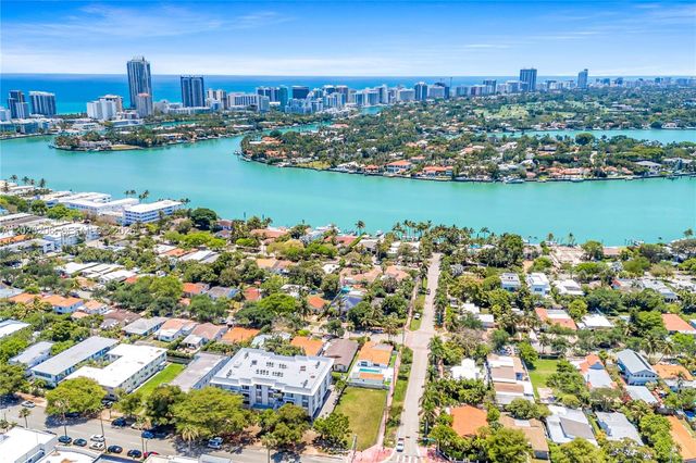 1240 71st St, Miami Beach, FL 33141
