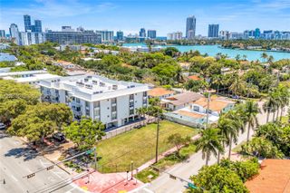 1240 71st St, Miami Beach, FL 33141