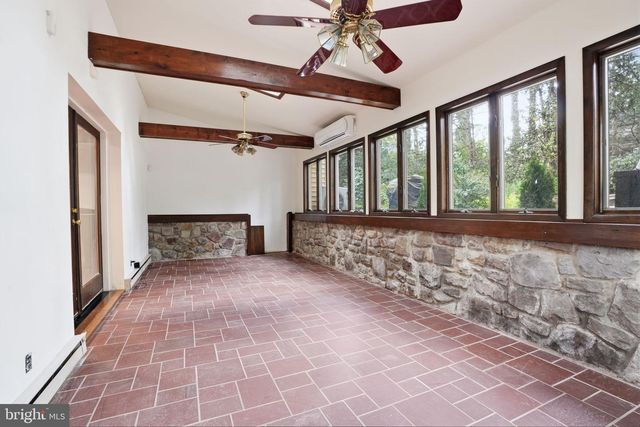 1040 HARVARD DR, Yardley, PA 19067