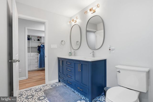 1040 HARVARD DR, Yardley, PA 19067