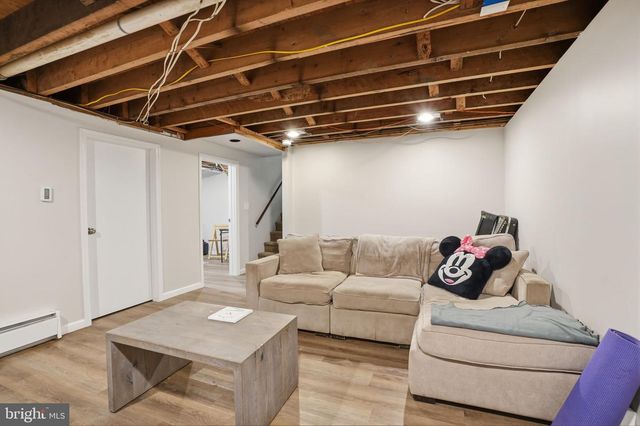 1040 HARVARD DR, Yardley, PA 19067