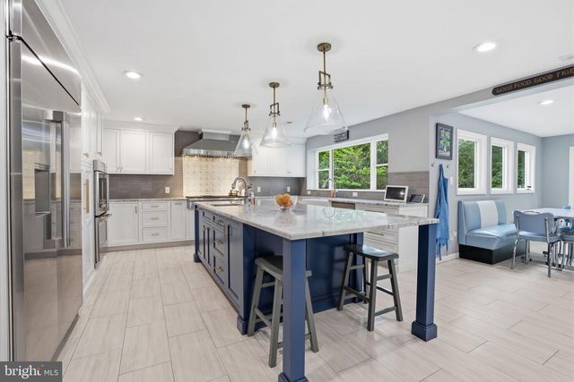 1040 HARVARD DR, Yardley, PA 19067