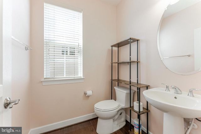 5829 AMANDA ROSE LN, Woodbridge, VA 22193