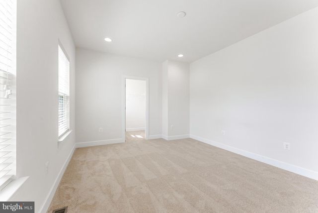 5829 AMANDA ROSE LN, Woodbridge, VA 22193
