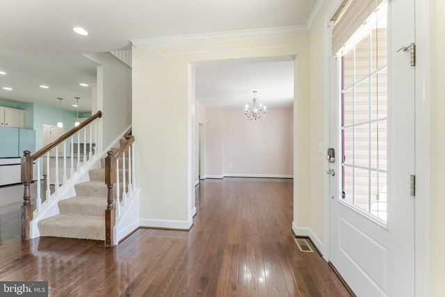 5829 AMANDA ROSE LN, Woodbridge, VA 22193