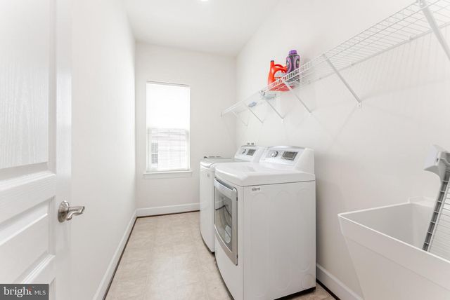5829 AMANDA ROSE LN, Woodbridge, VA 22193