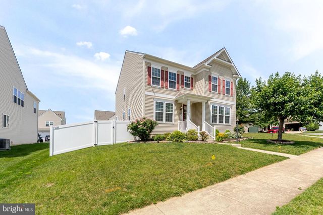 5829 AMANDA ROSE LN, Woodbridge, VA 22193