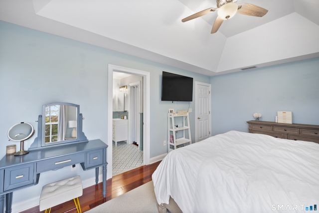 44 Cricket Lane, Fairfield, CT 06825