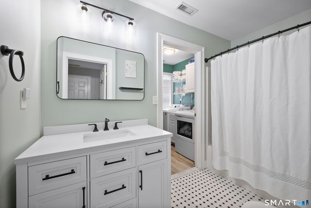 44 Cricket Lane, Fairfield, CT 06825