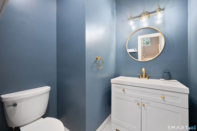 44 Cricket Lane, Fairfield, CT 06825