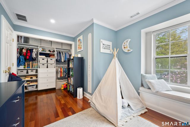 44 Cricket Lane, Fairfield, CT 06825