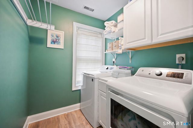 44 Cricket Lane, Fairfield, CT 06825