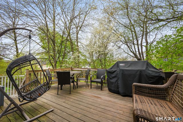 44 Cricket Lane, Fairfield, CT 06825