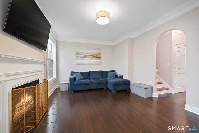 44 Cricket Lane, Fairfield, CT 06825