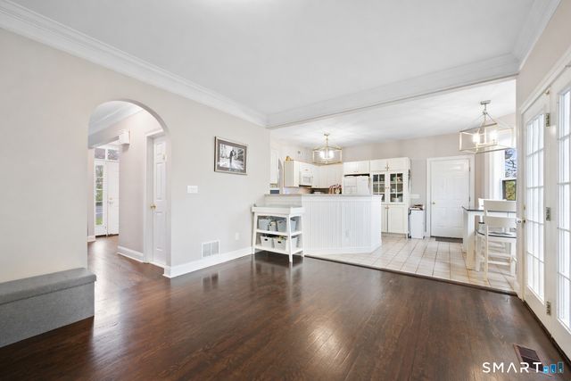 44 Cricket Lane, Fairfield, CT 06825