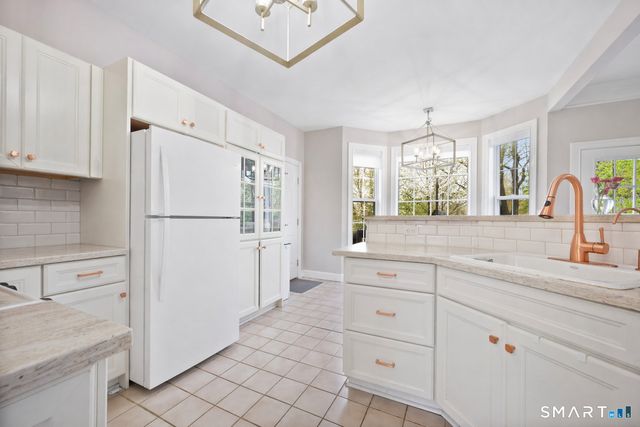 44 Cricket Lane, Fairfield, CT 06825