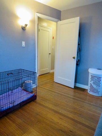 39 Balfour Dr., Springfield, MA 01118