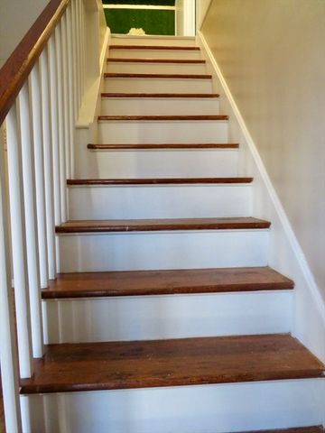 39 Balfour Dr., Springfield, MA 01118