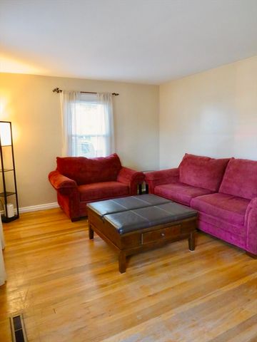 39 Balfour Dr., Springfield, MA 01118