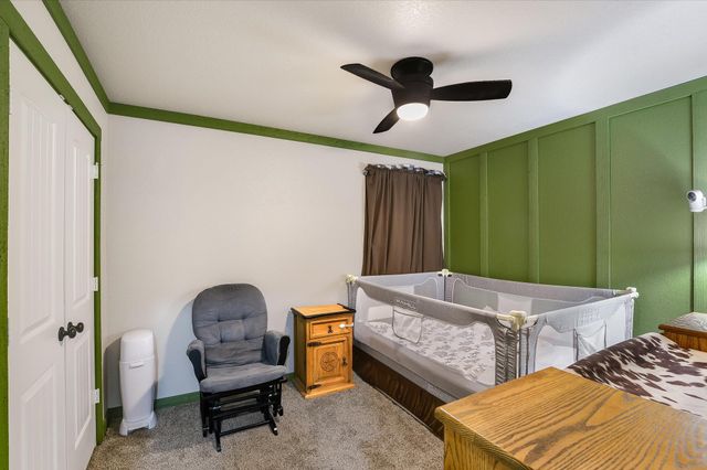 102 Reagor DR, Taylor, TX 76574