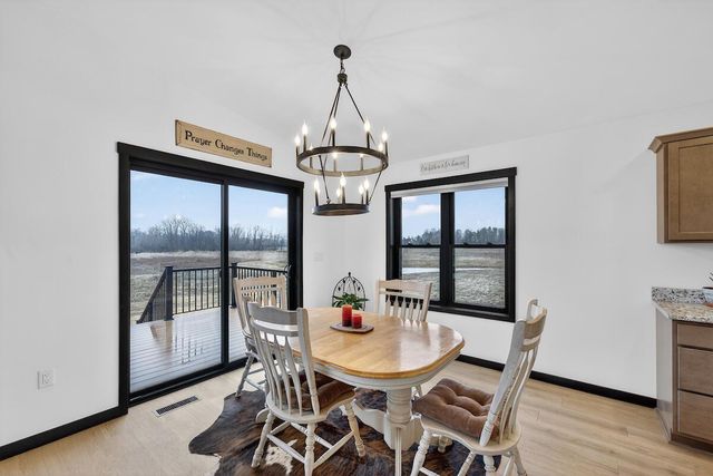 555 Lake Breeze LANE, Random Lake, WI 53075