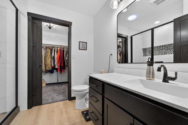 555 Lake Breeze LANE, Random Lake, WI 53075