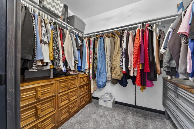 555 Lake Breeze LANE, Random Lake, WI 53075