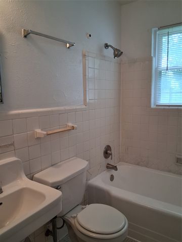 3019 Avon Street 3021, Dallas, TX 75211