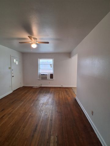 3019 Avon Street 3021, Dallas, TX 75211
