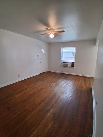 3019 Avon Street 3021, Dallas, TX 75211
