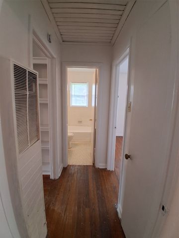 3019 Avon Street 3021, Dallas, TX 75211