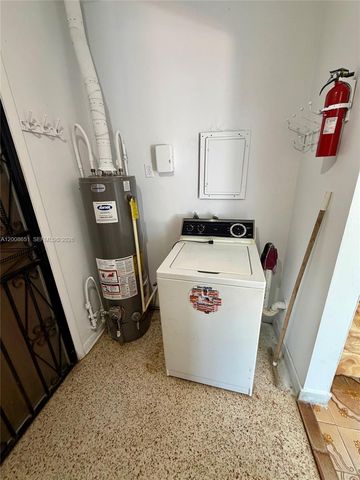 5373 W 10th Ct, Hialeah, FL 33012