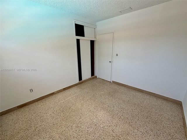 5373 W 10th Ct, Hialeah, FL 33012