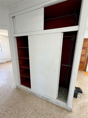 5373 W 10th Ct, Hialeah, FL 33012