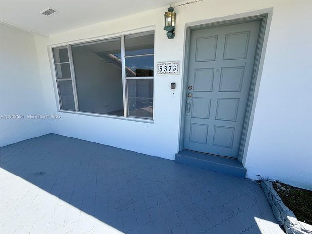 5373 W 10th Ct, Hialeah, FL 33012