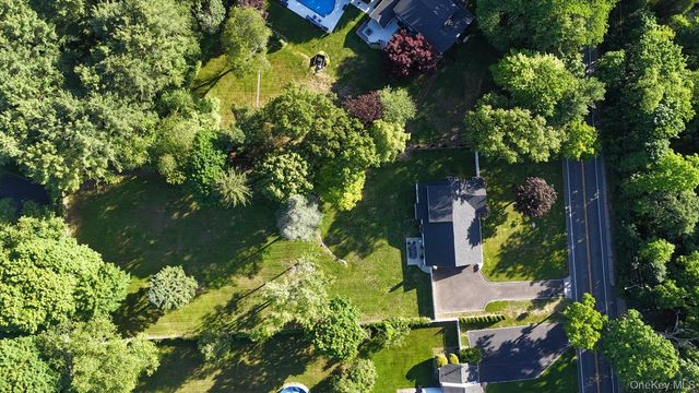 174 Warner Road, Huntington, NY 11743