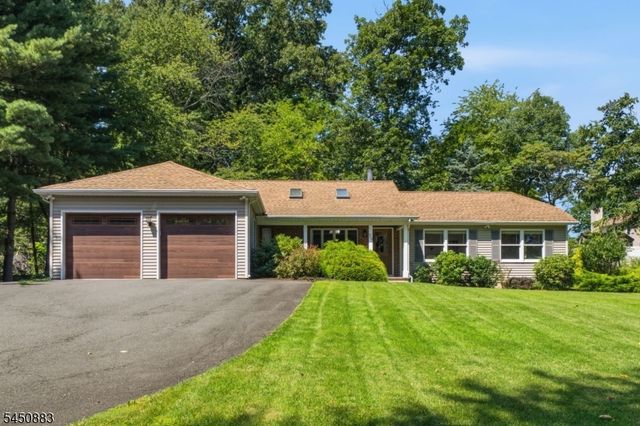 59 Morning Glory Rd, Warren Twp., NJ 07059