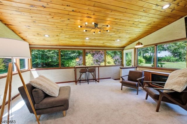 59 Morning Glory Rd, Warren Twp., NJ 07059