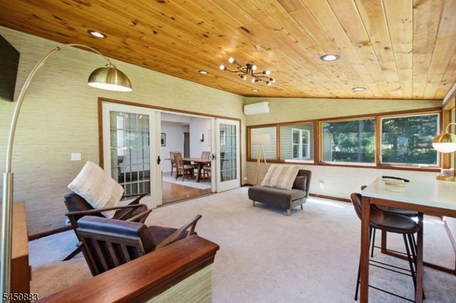 59 Morning Glory Rd, Warren Twp., NJ 07059