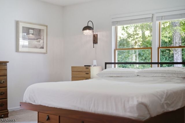 59 Morning Glory Rd, Warren Twp., NJ 07059