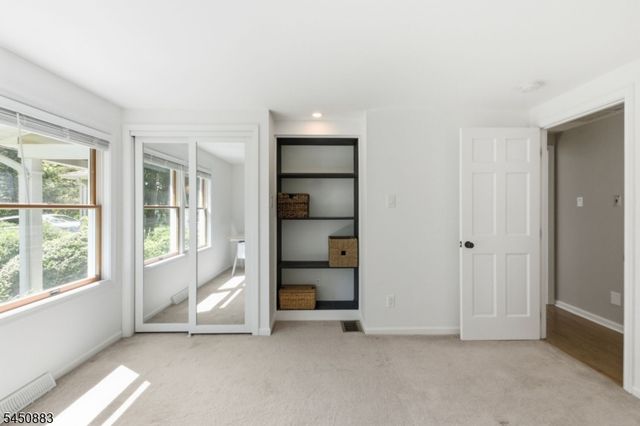 59 Morning Glory Rd, Warren Twp., NJ 07059